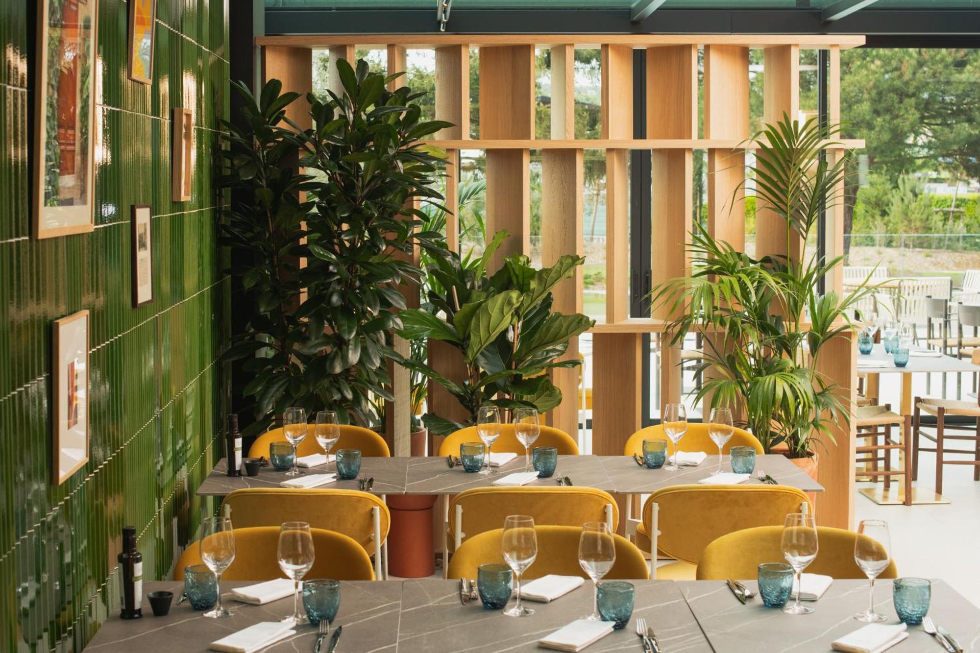 Hotel Parc Du Landreau Лес Хербиерс Екстериор снимка